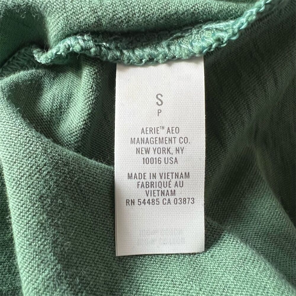 Aerie Women's Long Sleeve Graphic Tee Green Size S Standard Casual Cozy - Picture 7 of 10